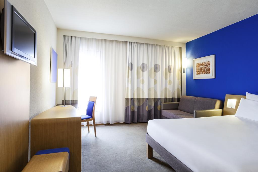Novotel Lisboa Buitenkant foto