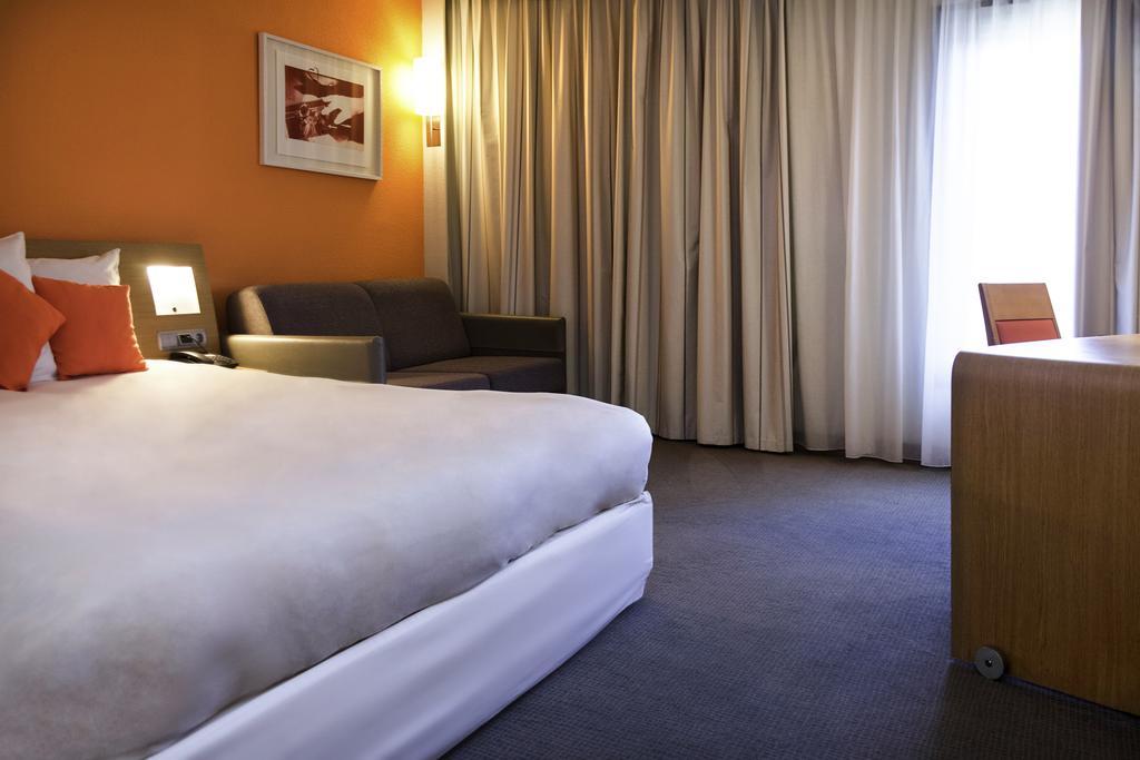 Novotel Lisboa Buitenkant foto